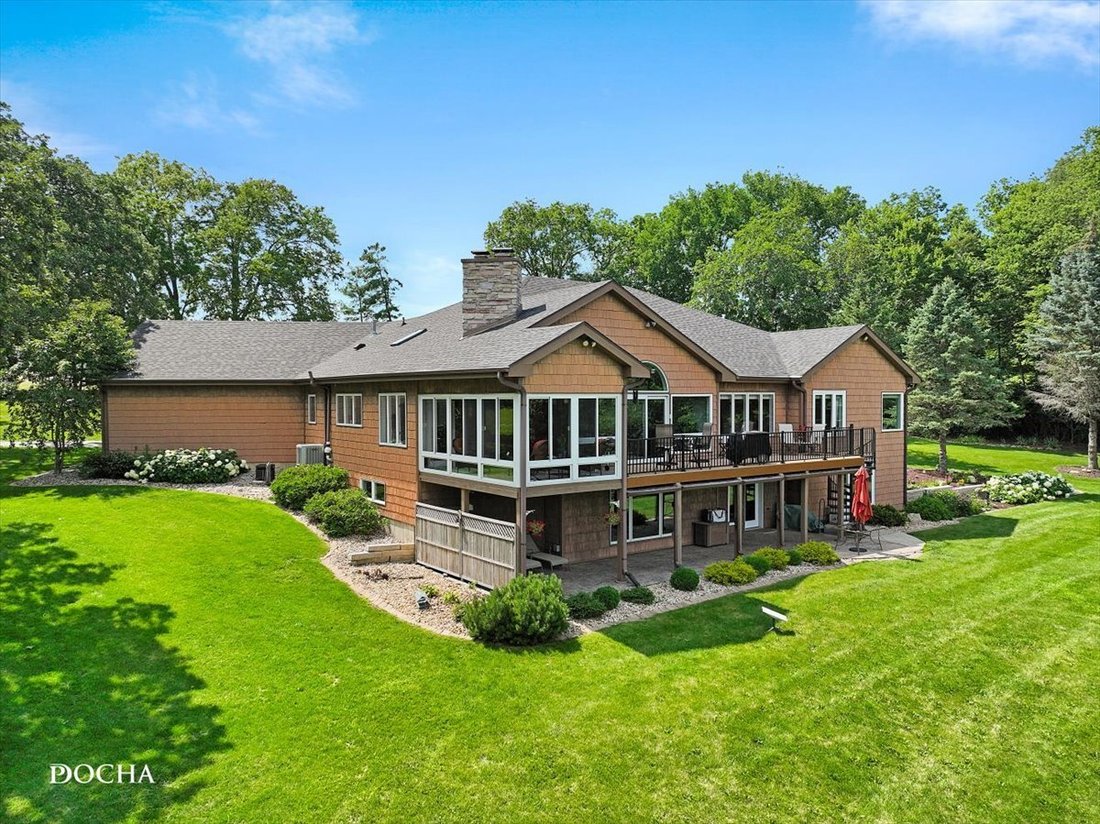 House in Freeport, Illinois, United States 3 - 18416568