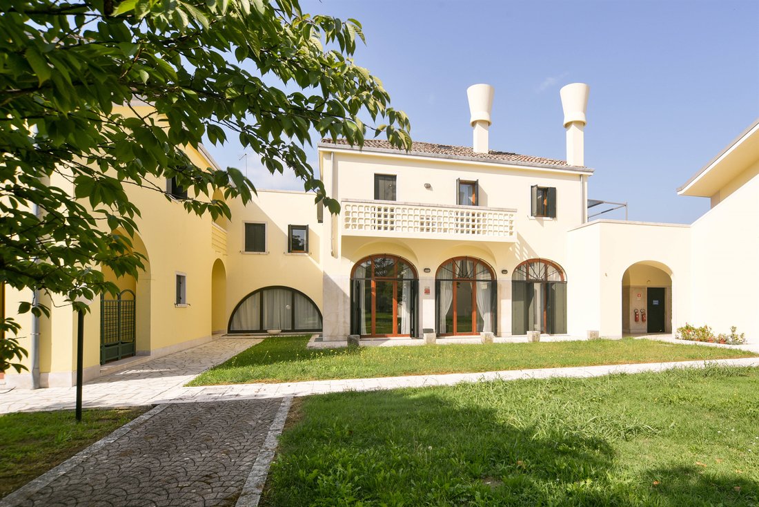 Villa in Center, Mogliano Veneto, Veneto 1 - 18412120