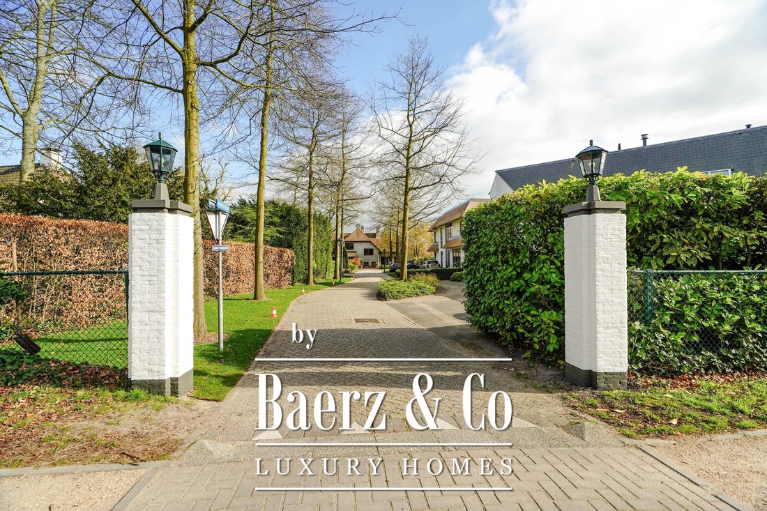 Villa in Warmond, South Holland, Netherlands 4 - 18410029