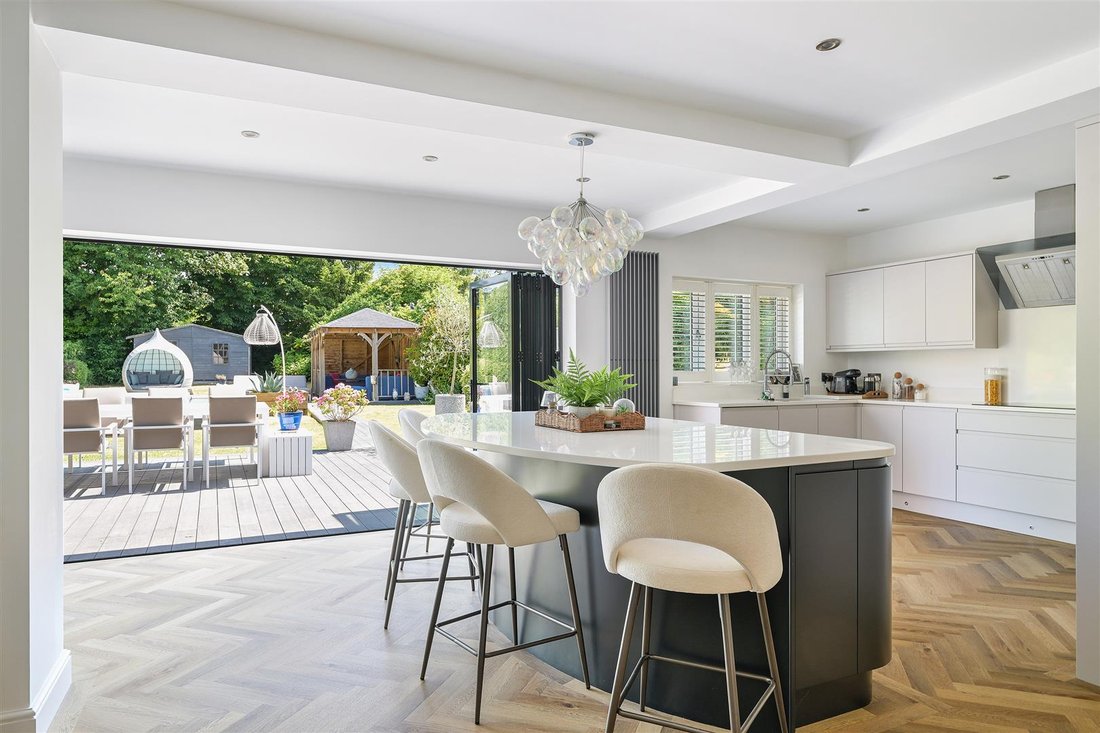House in Banstead, Reigate and Banstead, England 2 - 16767843