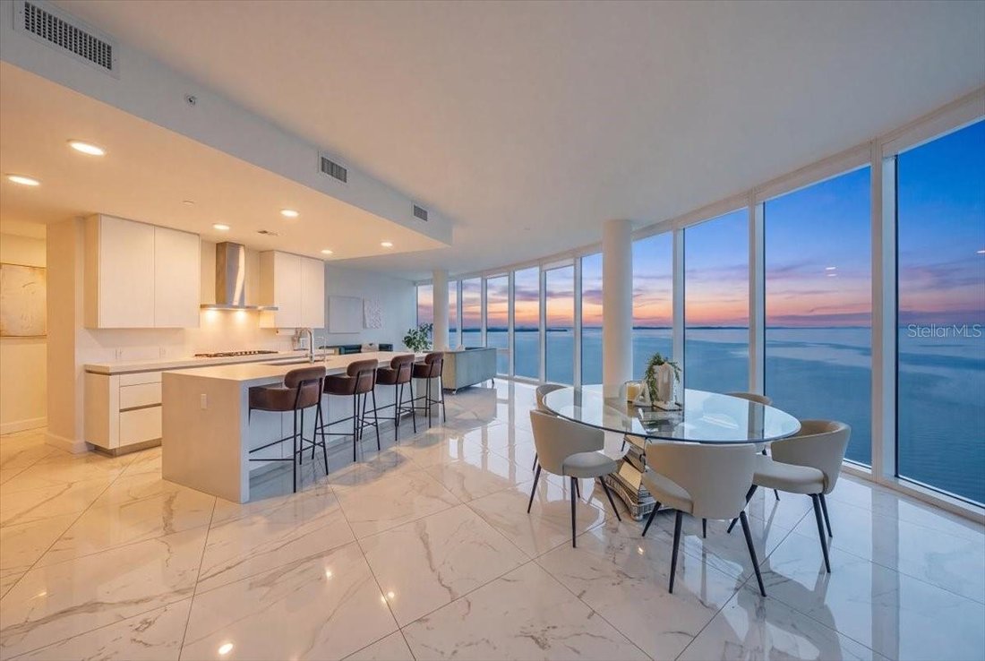 House in Tampa, Florida, United States 2 - 18409004