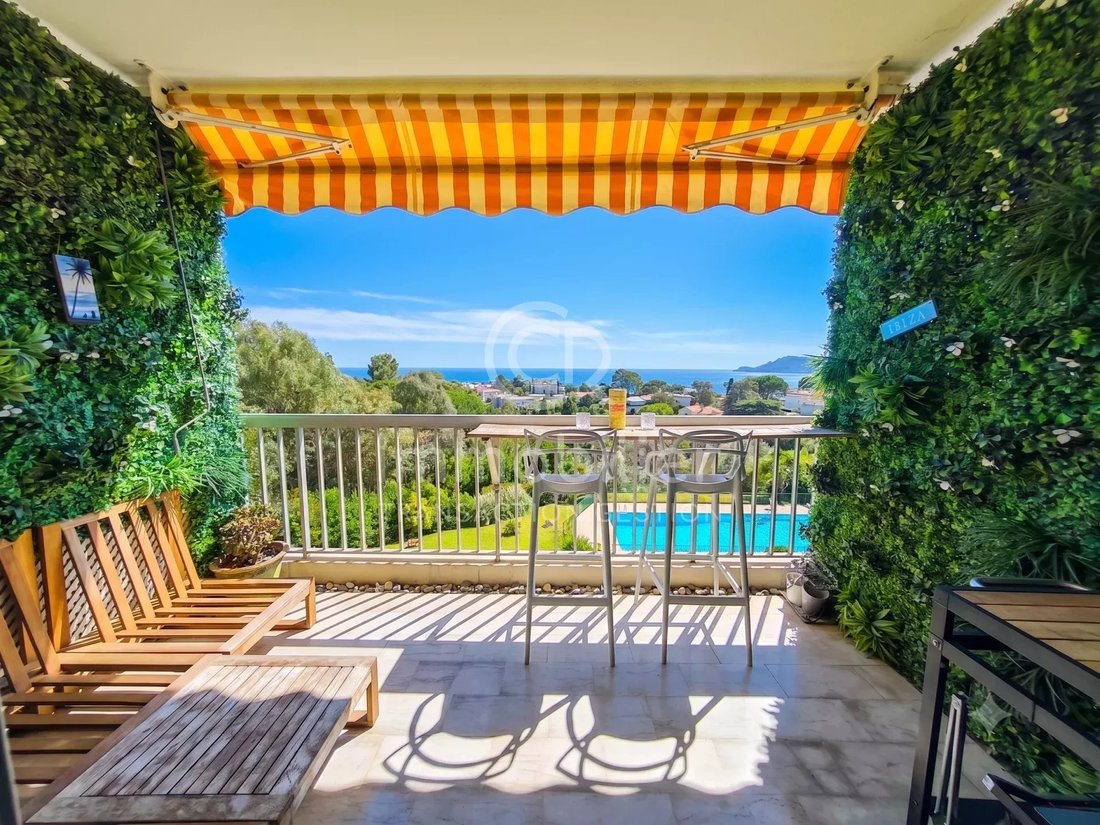 Apartment in Croix des Gardes, Cannes, France 3 - 18146596