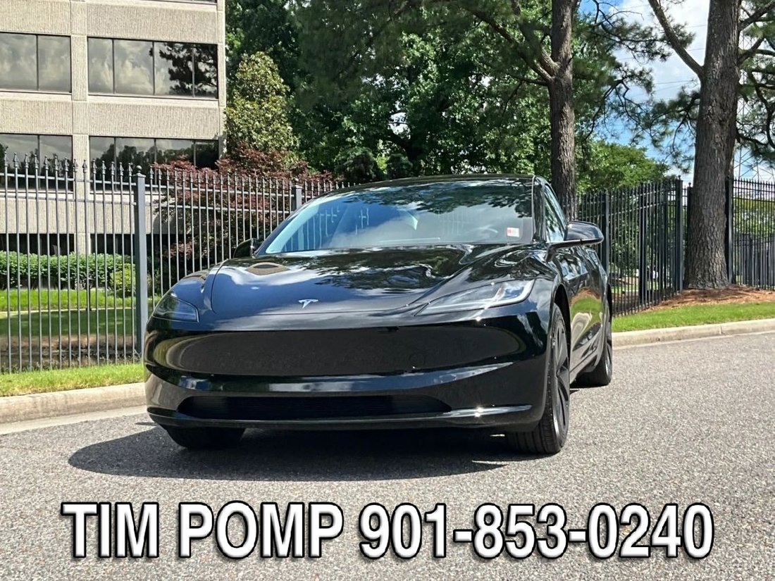 Sedan in Collierville, TN, United States 2 - 18206231