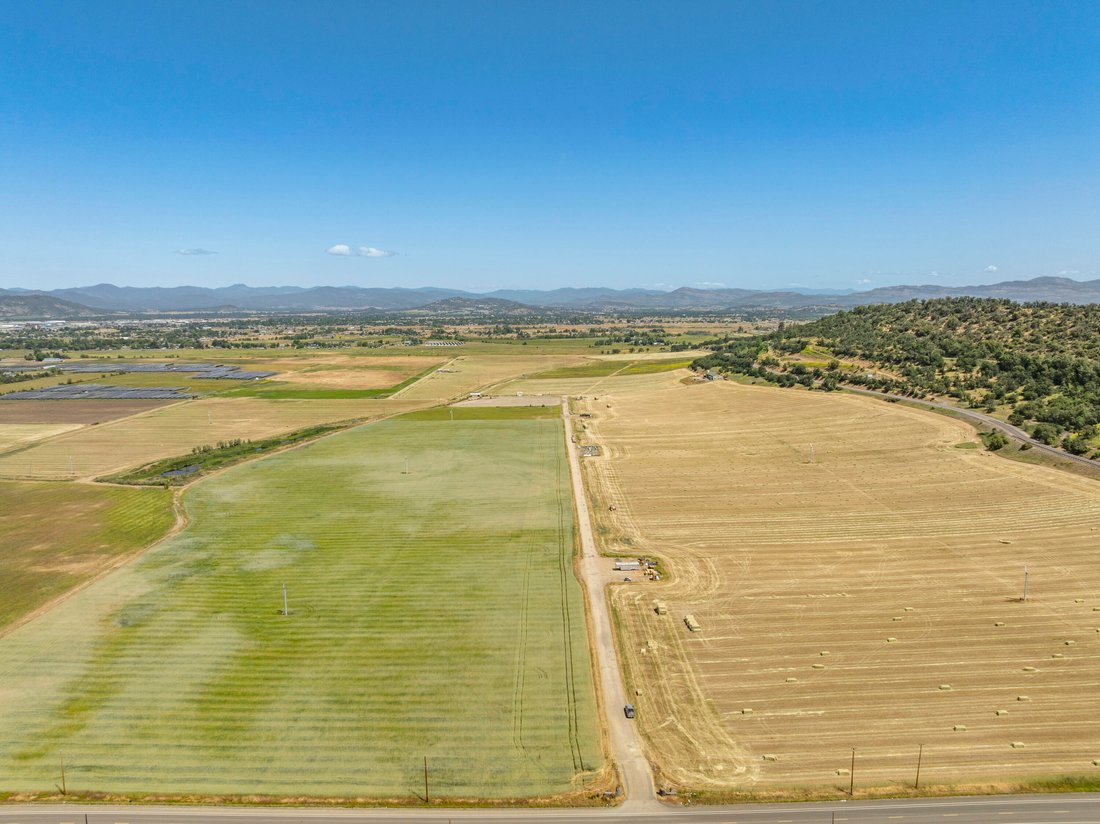 Land in Medford, Oregon, United States 1 - 18410841