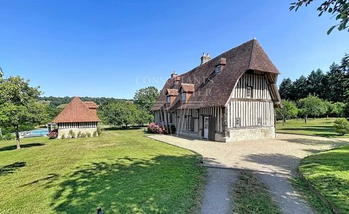 Haus in Pont-l'Évêque, Normandie, Frankreich 1