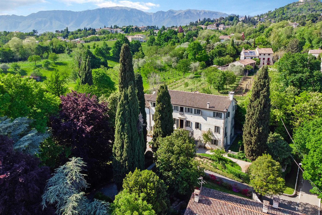 Villa in Asolo, Veneto, Italy 1 - 18412036