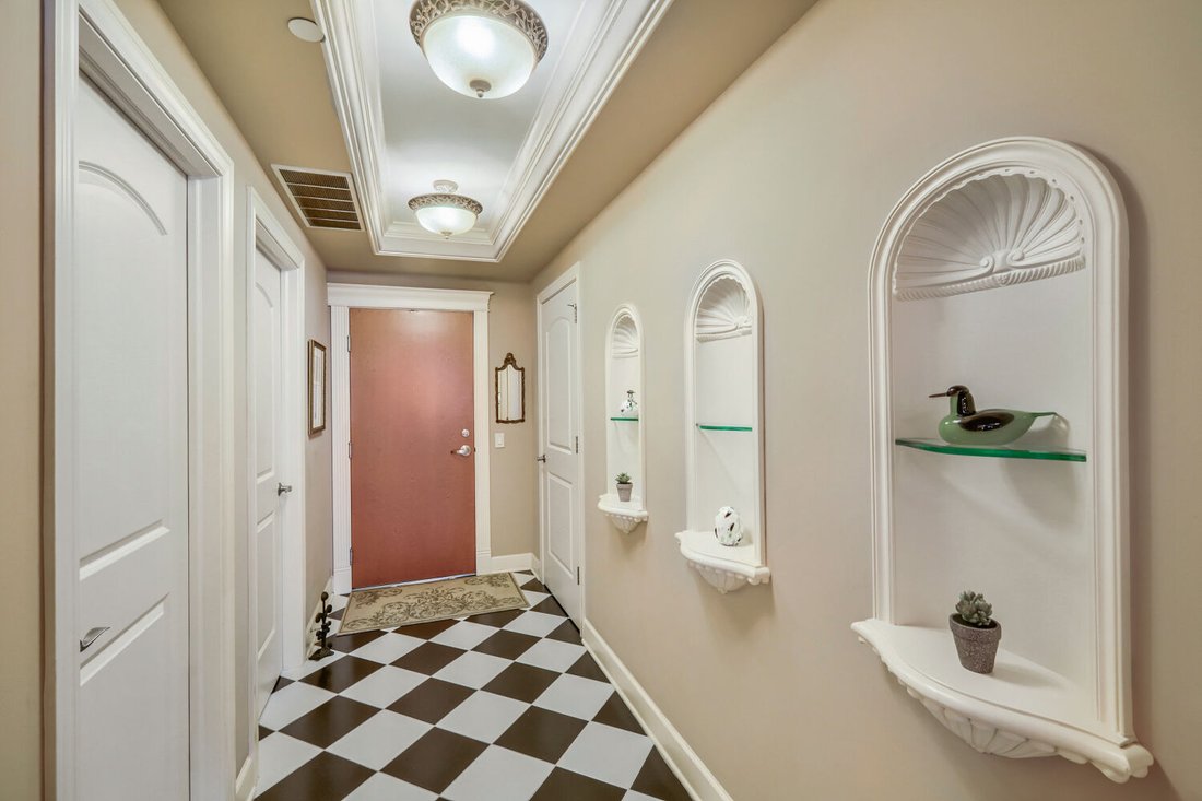 Condo in Riverside, Illinois, United States 4 - 18408900