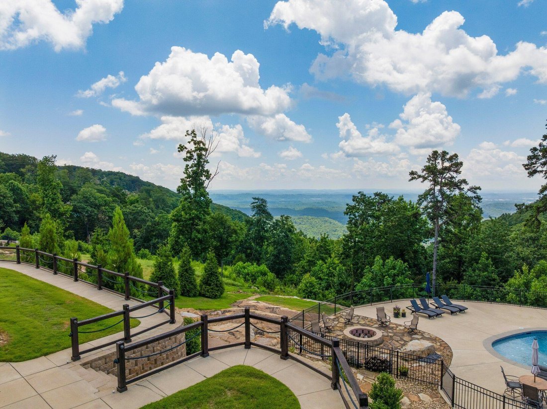 House in Signal Mountain, Tennessee, United States 3 - 18196077