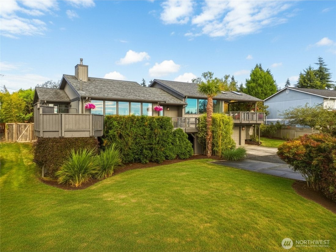 House in Clinton, Washington, United States 1 - 18410803