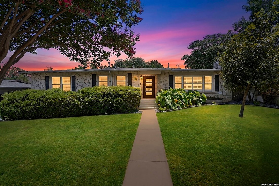 House in San Antonio, Texas, United States 2 - 18409011