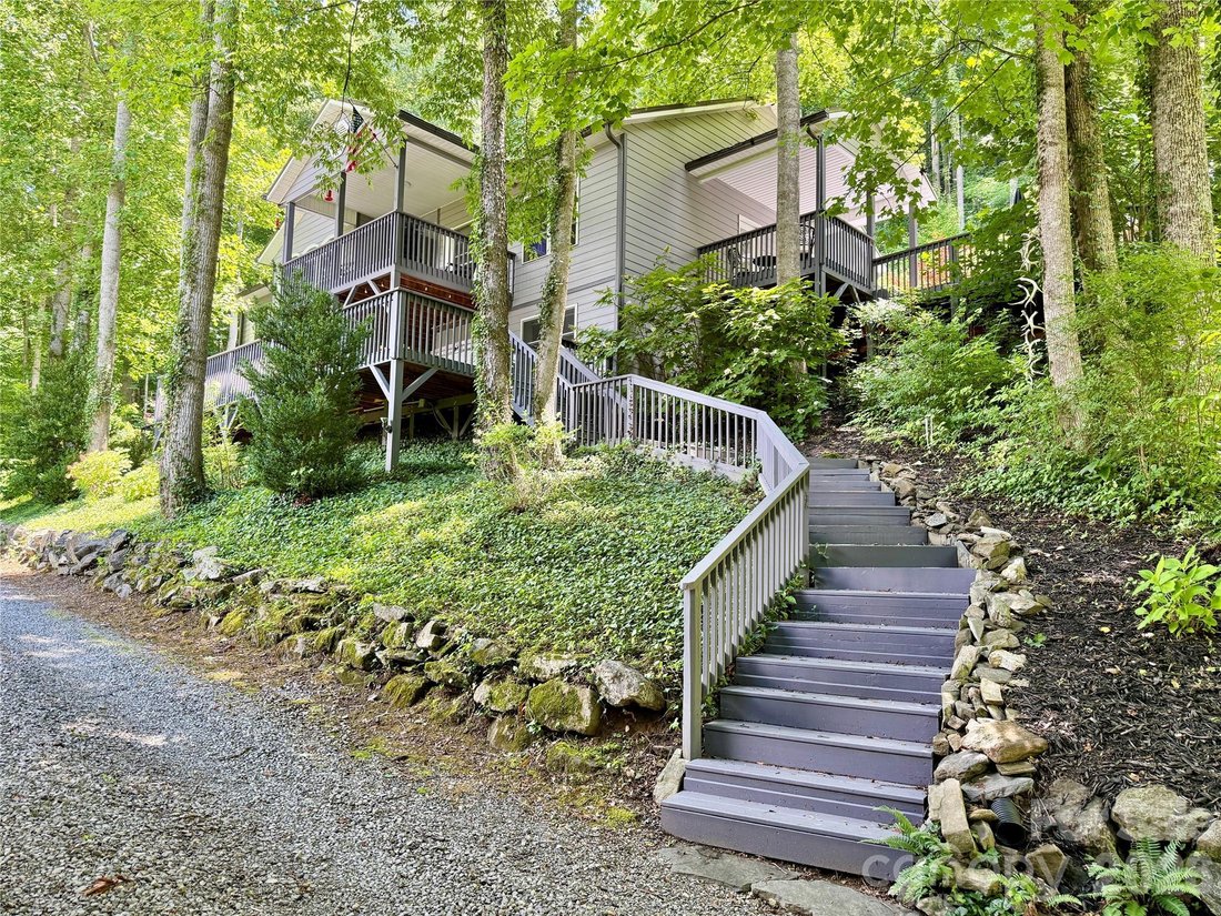 House in Maggie Valley, North Carolina, United States 3 - 18409063