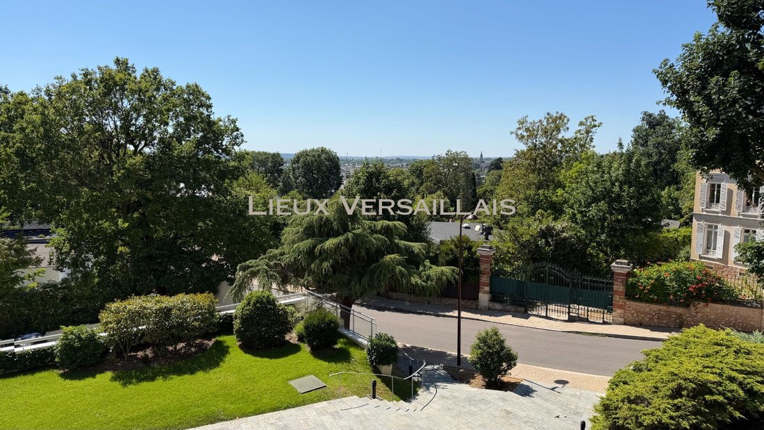 Apartment in Domaine National du Château, Versailles, France 1 - 18413750