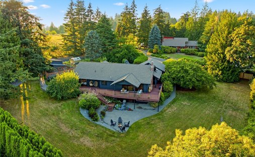 House in Enumclaw, Washington, United States 1