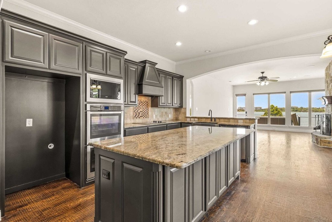House in Rowlett, Texas, United States 5 - 17831484