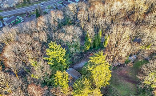 Land in Seattle, Washington, United States 1