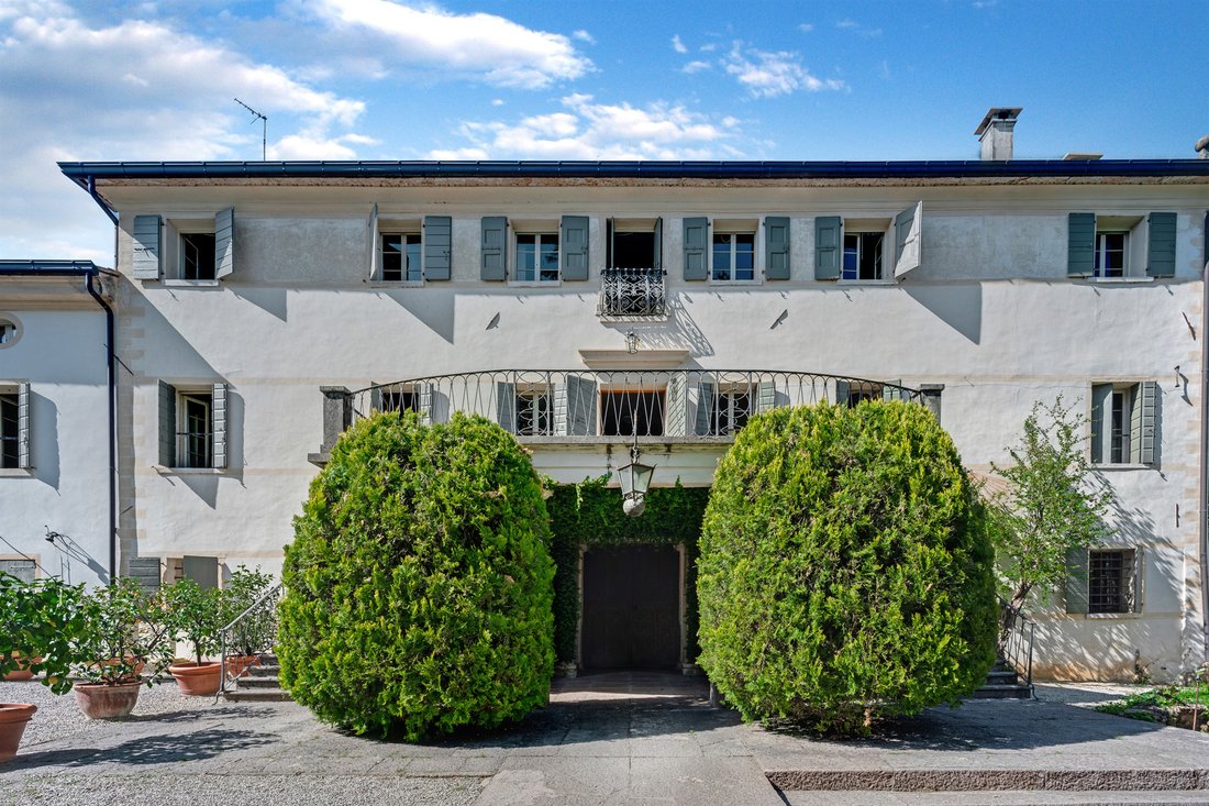 Villa in Asolo, Veneto, Italy 4 - 18412036