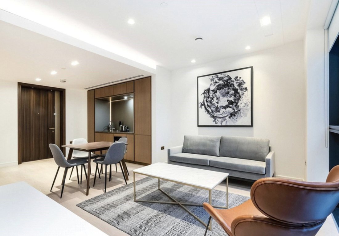 Apartment in WC2, Westminster, England 5 - 18413390
