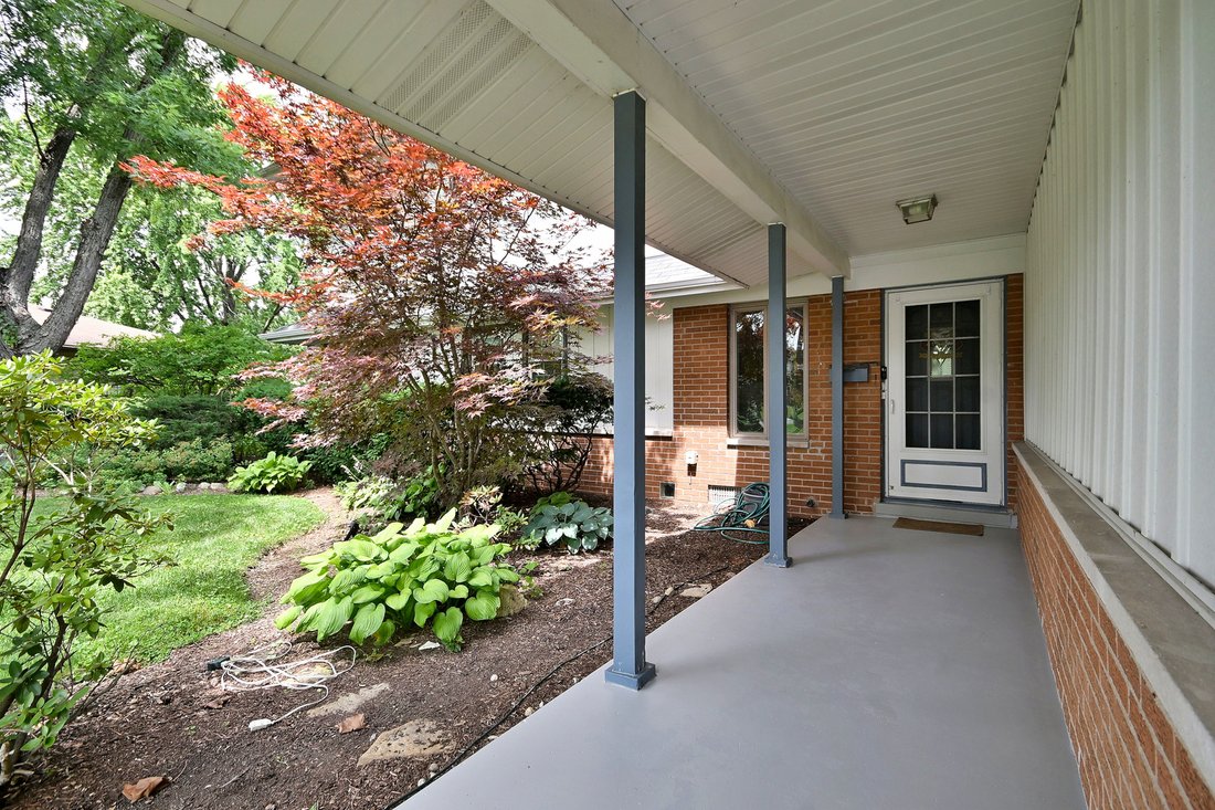House in Elk Grove Village, Illinois, United States 3 - 18413652
