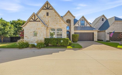 House in Granbury, Texas, United States 1