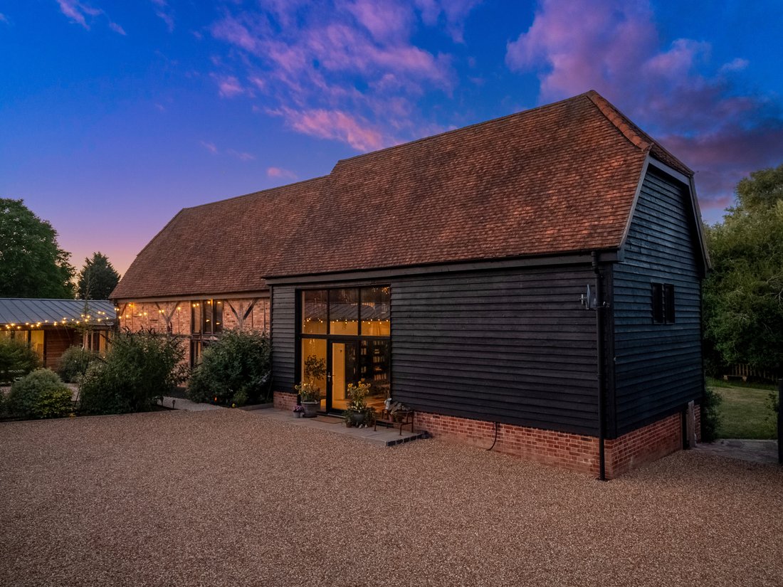 House in Milton Keynes, England 2 - 18417313