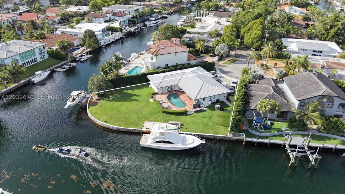 House in North Miami Beach, Florida, United States 5 - 18113020