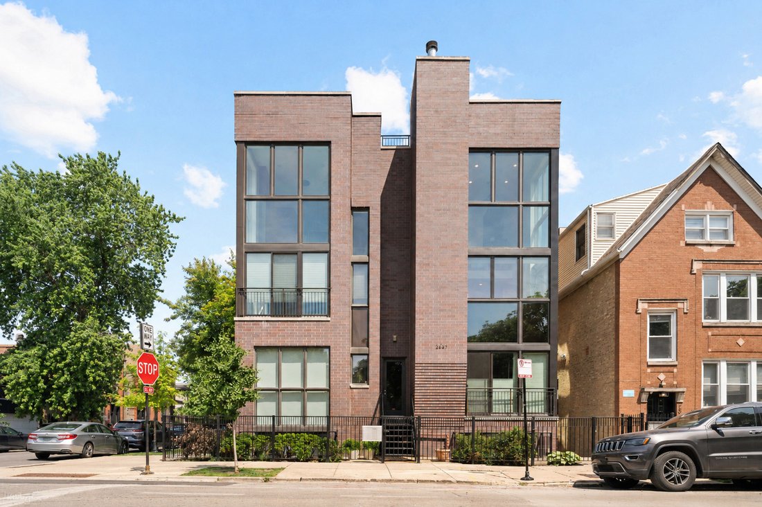 Condo in Chicago, Illinois, United States 1 - 18212221