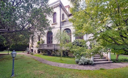 Villa in Kathedrale - Piazza dei Signori, Treviso, Italien 1