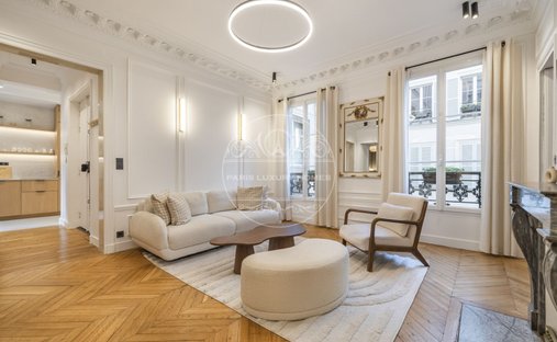Apartment in Palais Royal, Paris 1er Arrondissement, Paris 1