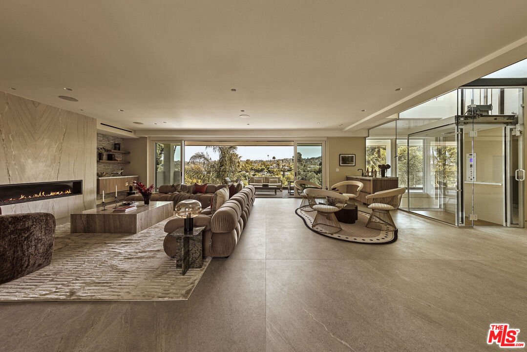 House in Los Angeles, California, United States 3 - 18418377