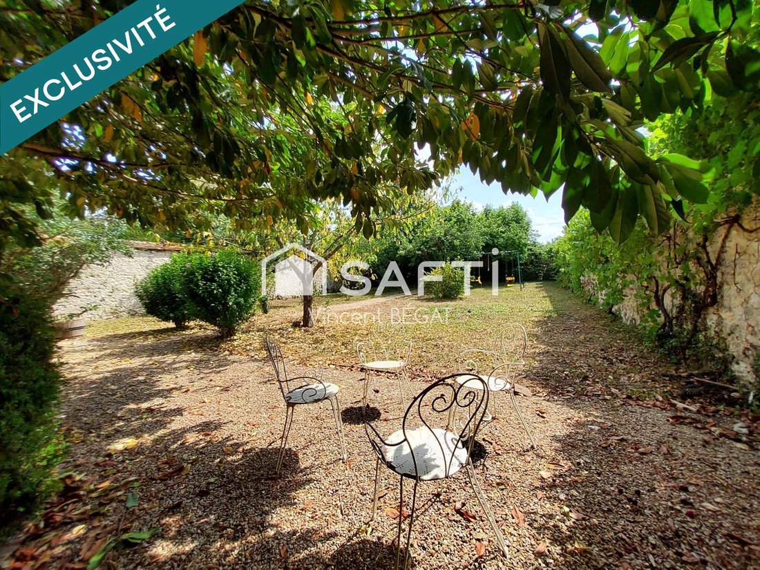 House in Moret-Loing-et-Orvanne, Ile-de-France, France 3 - 17349379