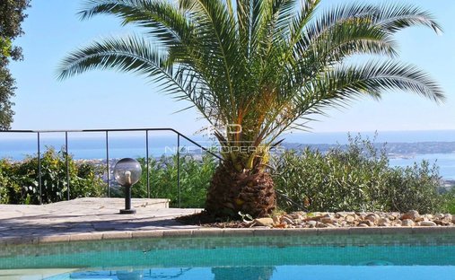 Villa in Brusquet-Retenaou-Devens, Vallauris, France 1