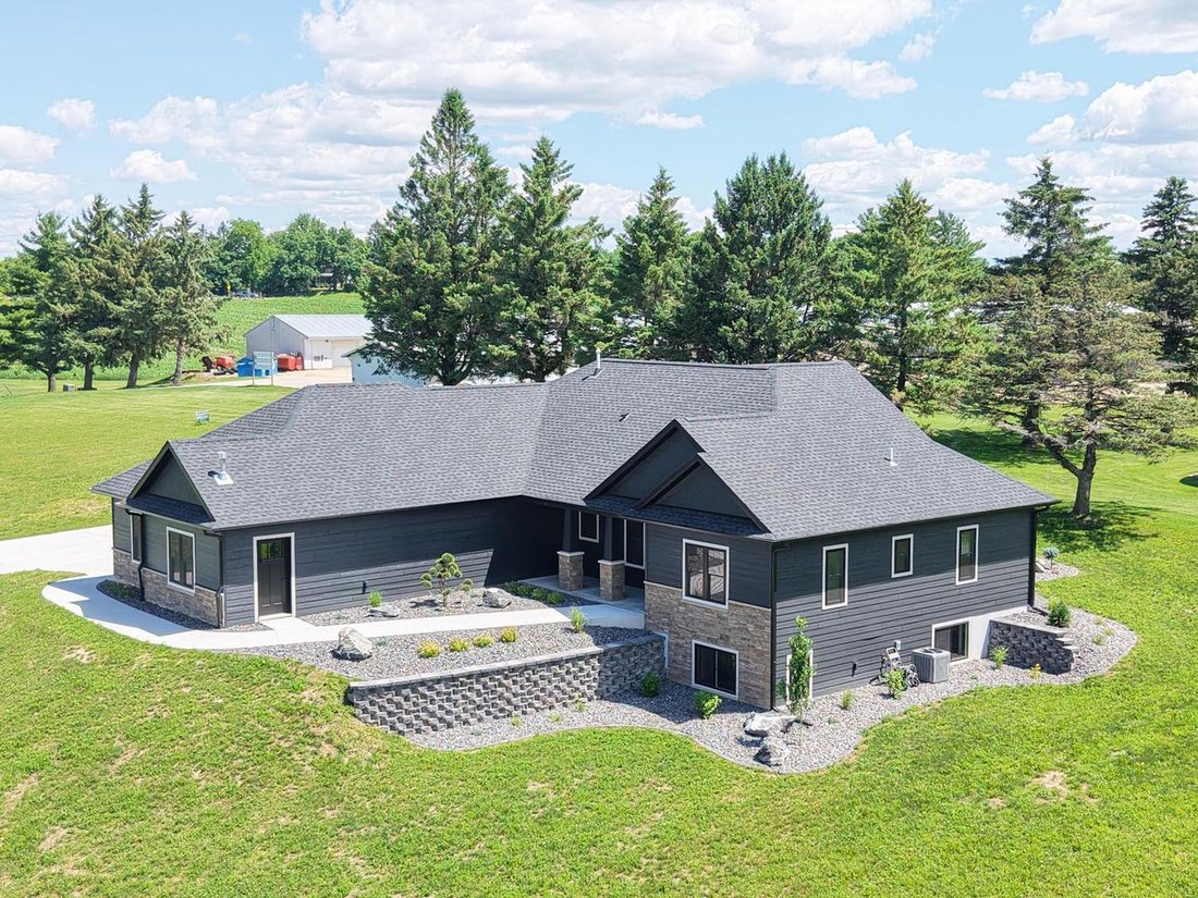 House in Viroqua, Wisconsin, United States 1 - 18410964