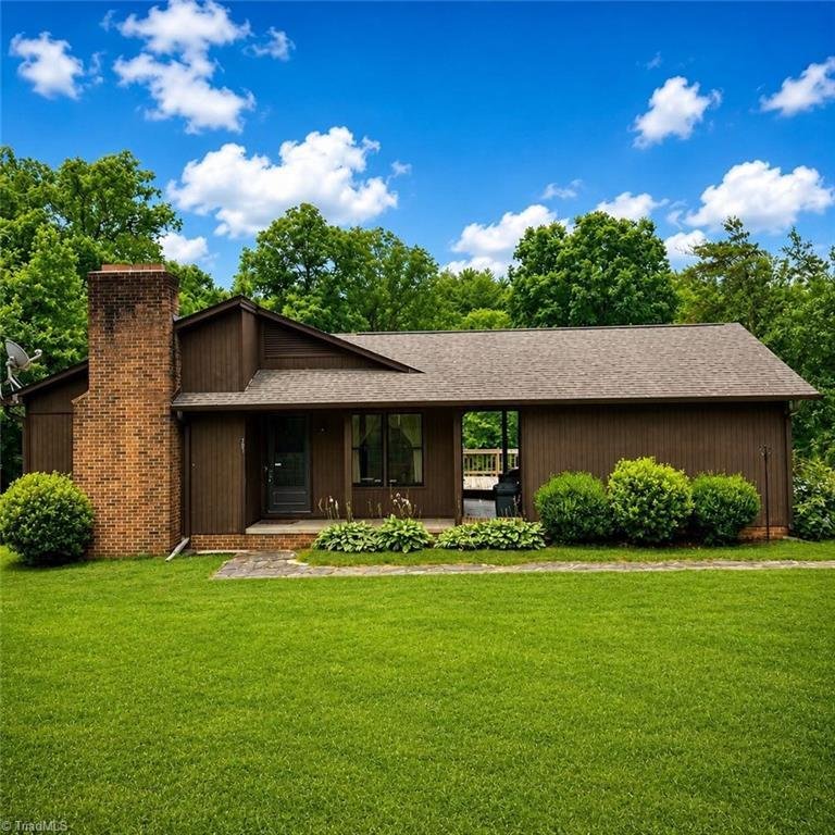 House in Pinnacle, North Carolina, United States 1 - 18414494