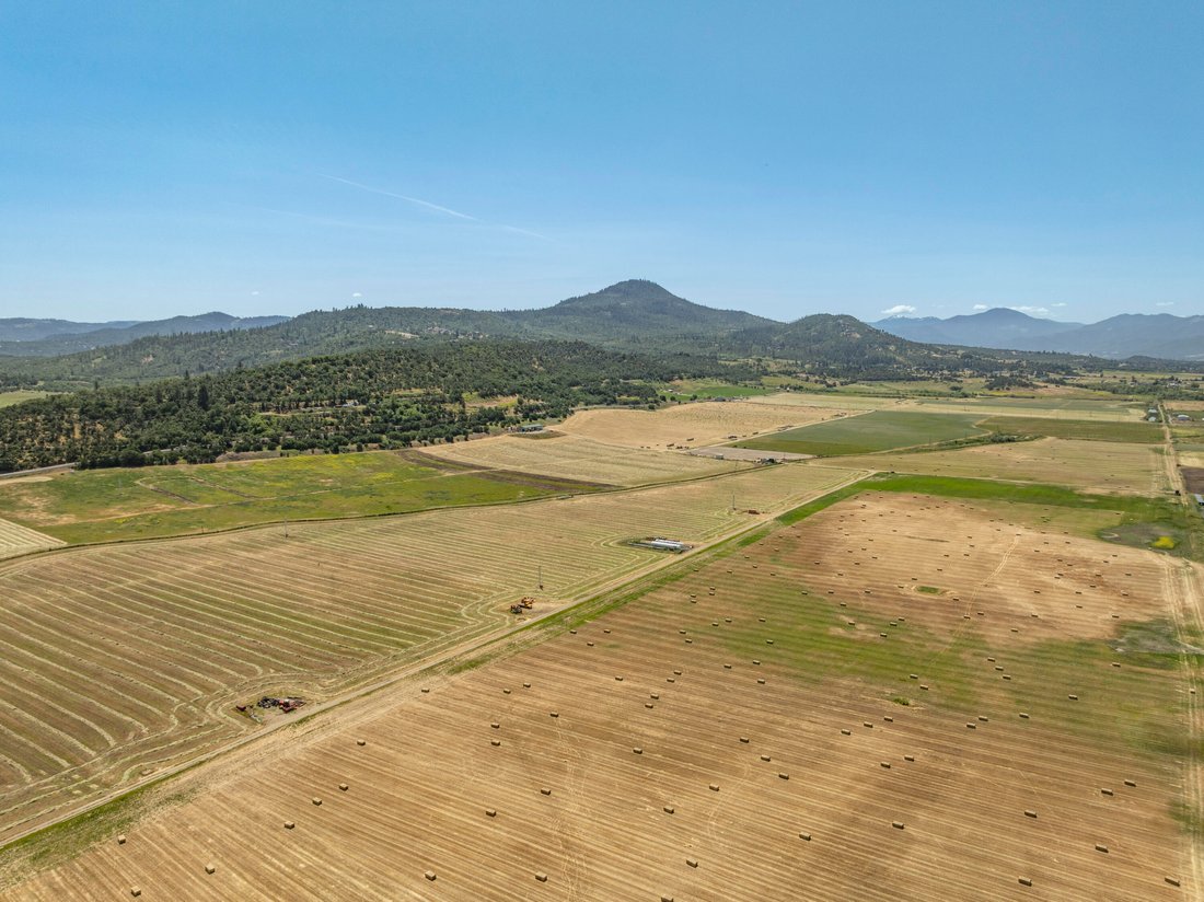 Land in Medford, Oregon, United States 3 - 18410841