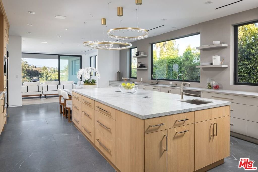 House in Los Angeles, California, United States 4 - 18414764