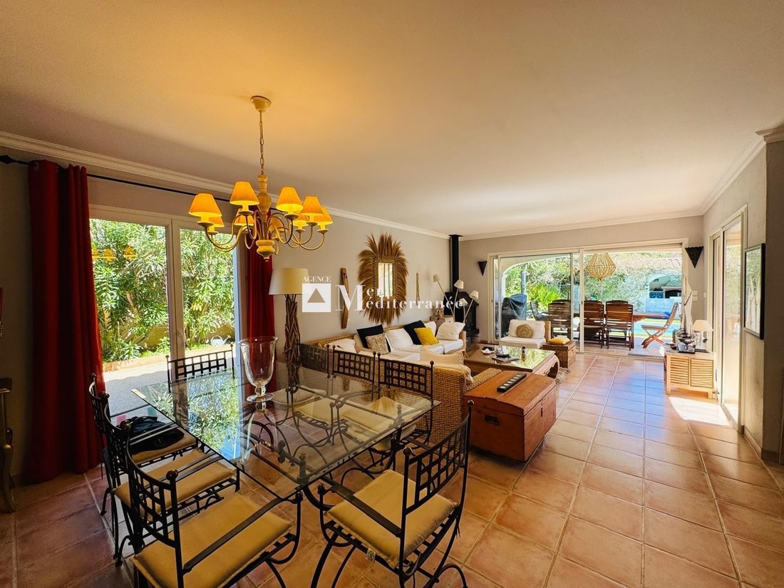 House in Sud, Cavalaire-sur-Mer, France 4 - 18409348