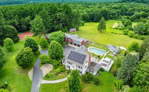 House in Dunstable, Massachusetts, United States 1