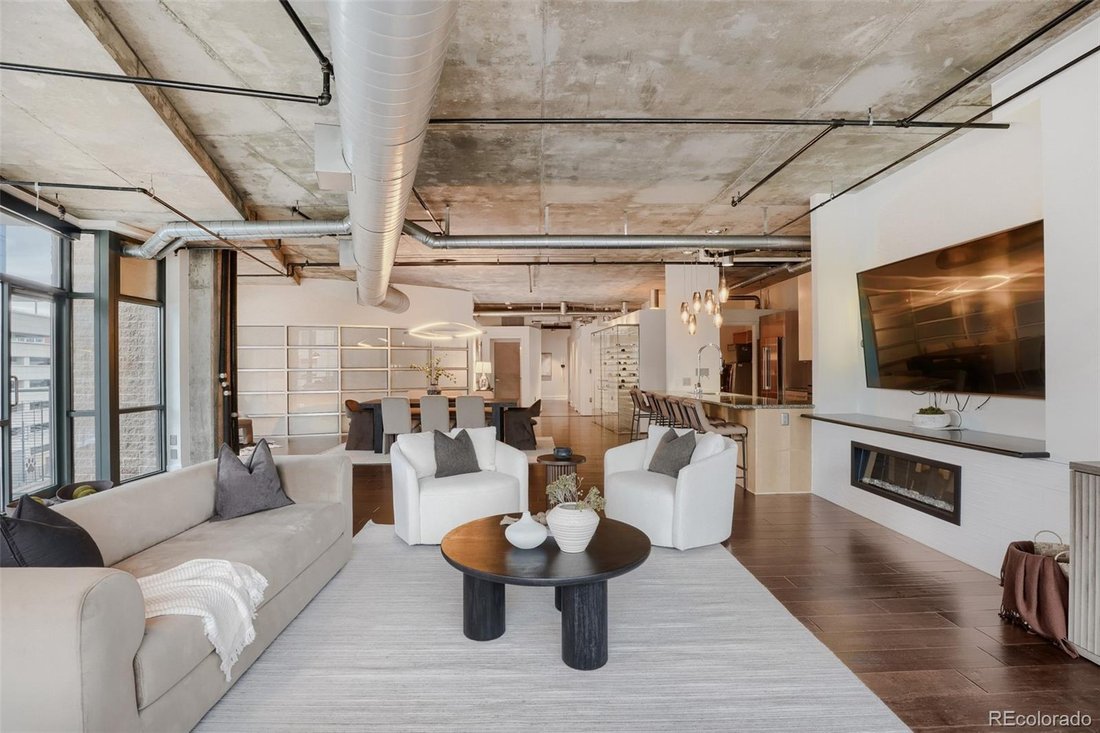 Condo in Denver, Colorado, United States 2 - 18020879