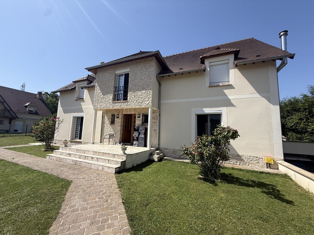House in La Chapelle-Longueville, Normandy, France 1 - 18410640
