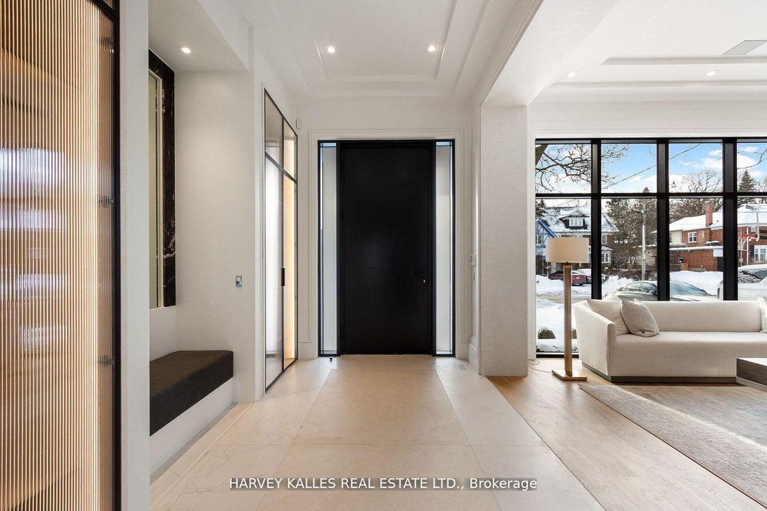 House in Toronto, Ontario, Canada 4 - 18415759
