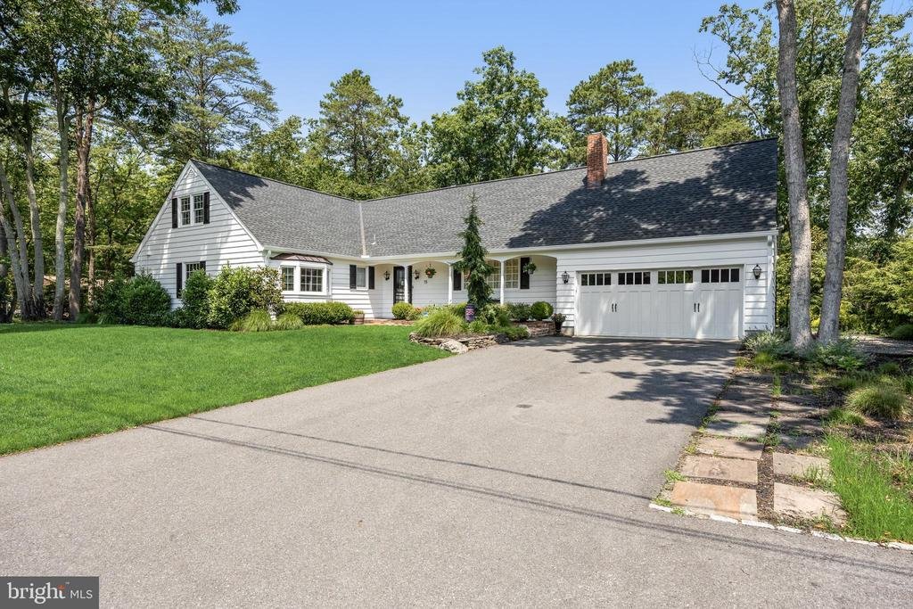 House in Medford Lakes, New Jersey, United States 2 - 18408901