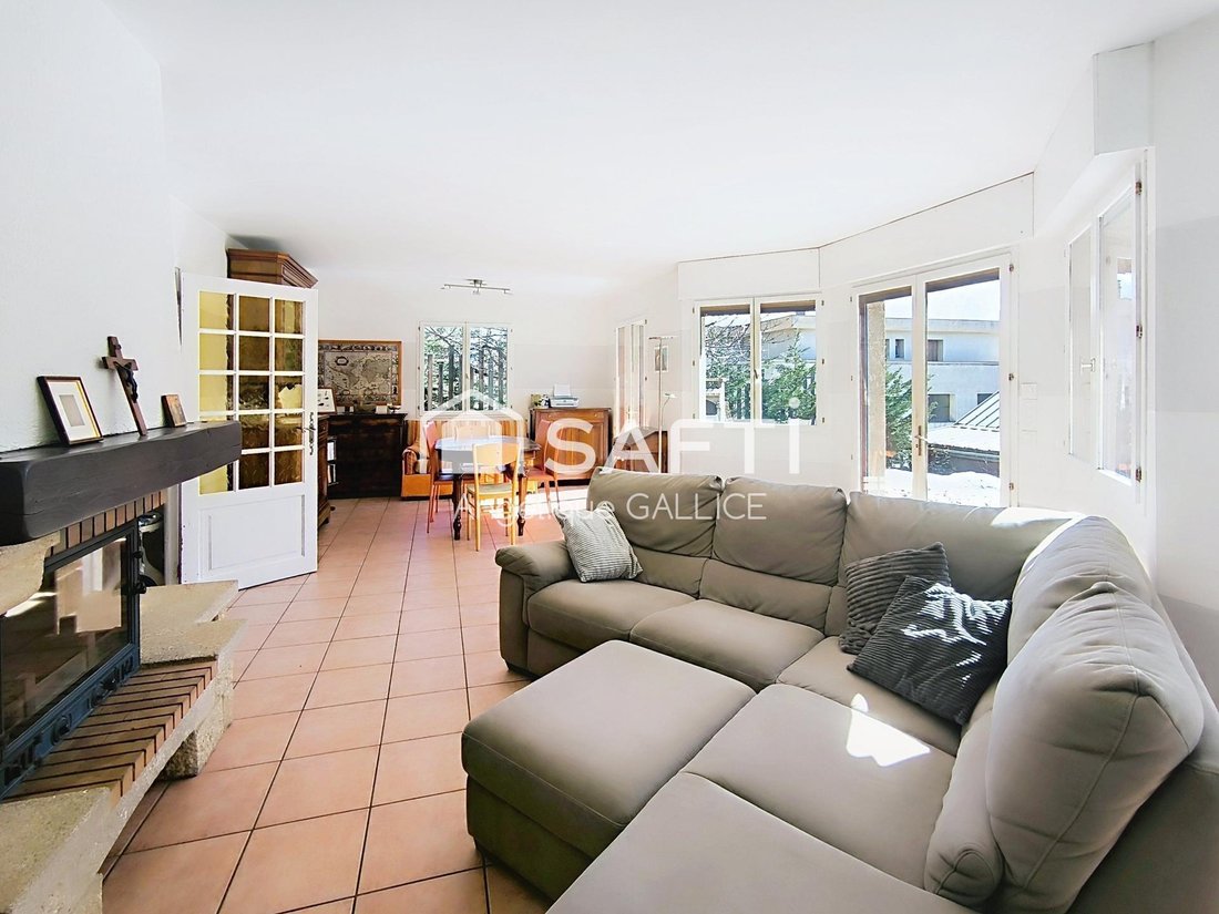 House in Briançon, Provence-Alpes-Côte d'Azur, France 5 - 18417073