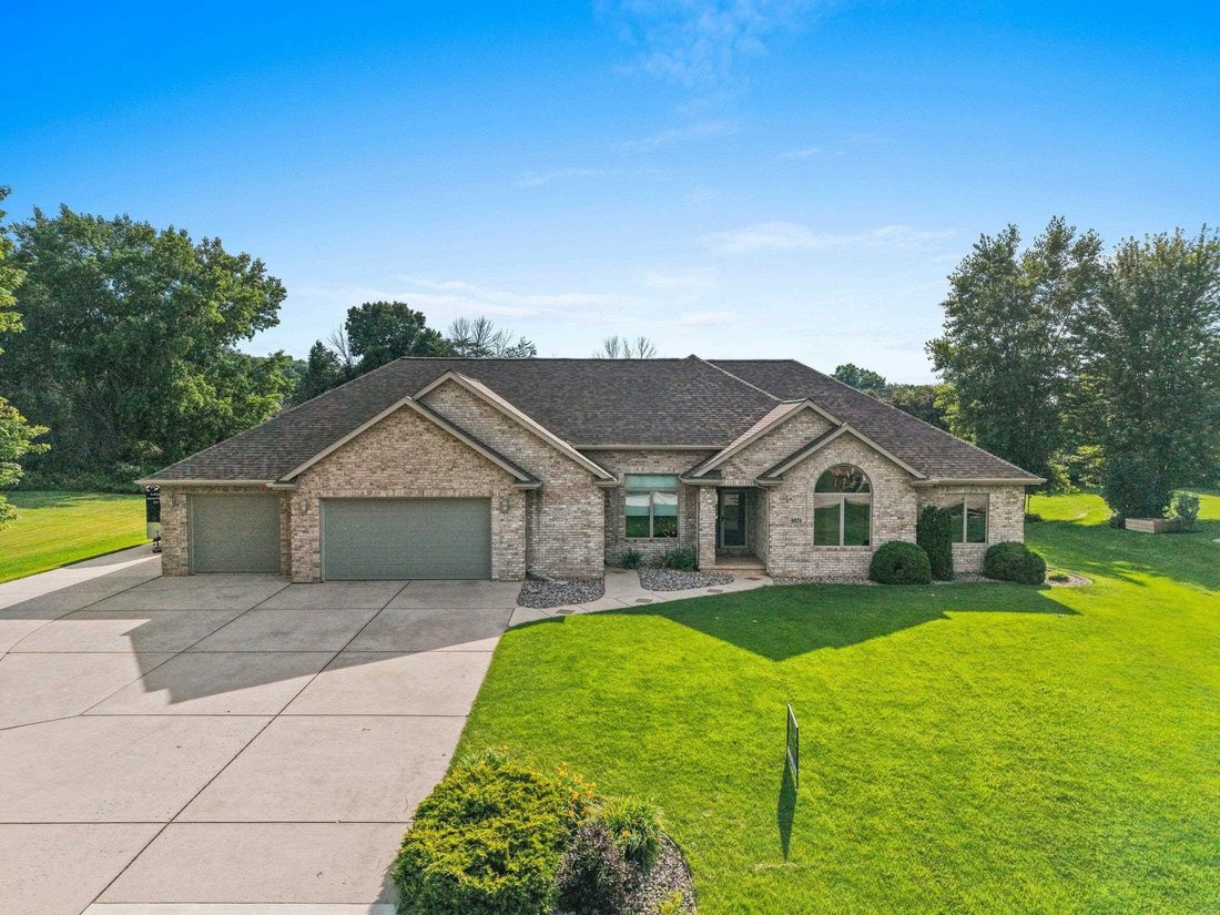 House in De Pere, Wisconsin, United States 3 - 18416105