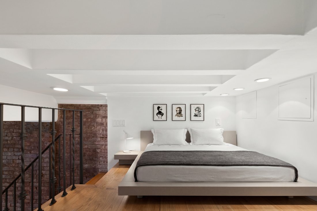Co Op in New York, New York, United States 5 - 18415133