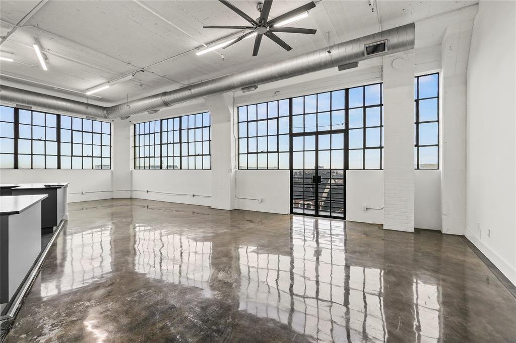 Condo in Dallas, Texas, United States 4 - 18417320