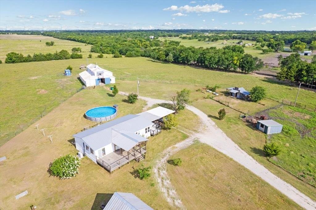 Farm Ranch in Wolfe City, Texas, United States 1 - 18415054