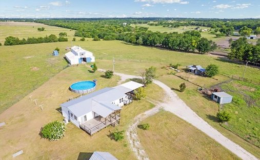 Land in Wolfe City, Texas, United States 1