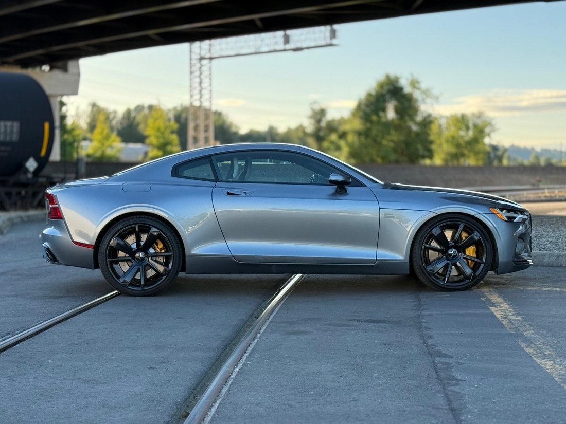 Coupe in Kent, WA, United States 2 - 18412233