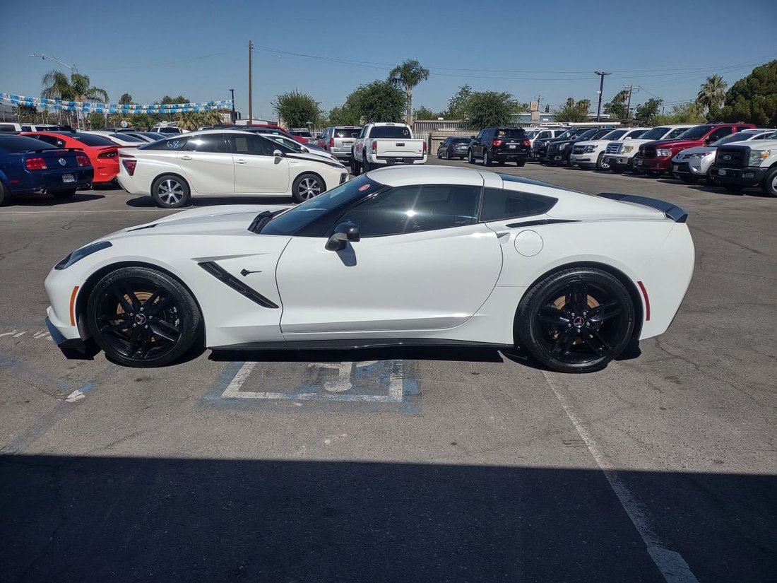 Coupe in Bakersfield, CA, United States 3 - 18409662