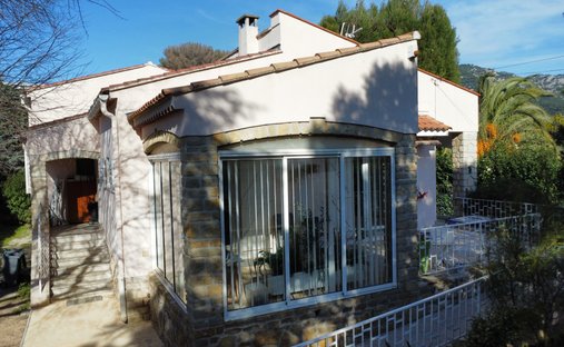 House in Le Faron-Fort-Rouge, Toulon, France 1